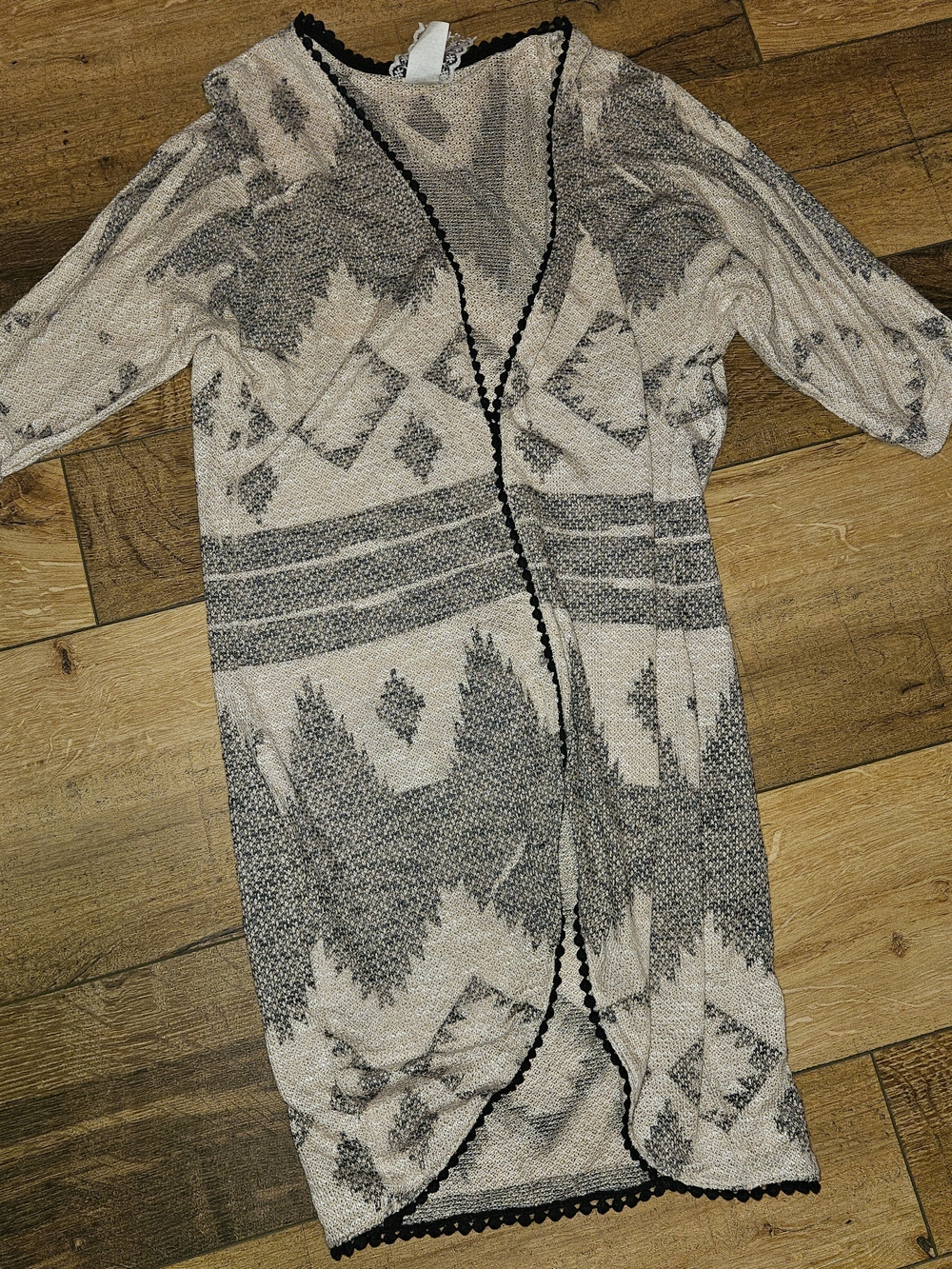 Mauve Beige and Gray Open-Front Tribal Pattern Cardigan